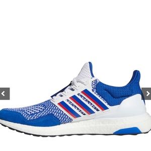 ⭐️KANSAS ADIDAS ULTRABOOSTS⭐️